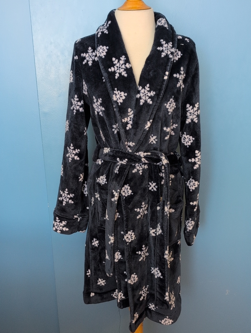 Nordstrom Lingerie Plush Fleece Snowflake Robe Navy Blue Belted Size S